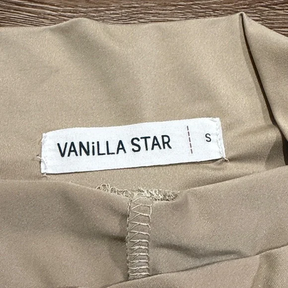 Vanilla Star Cream Pleated Tennis Skort - Picture 4 of 6